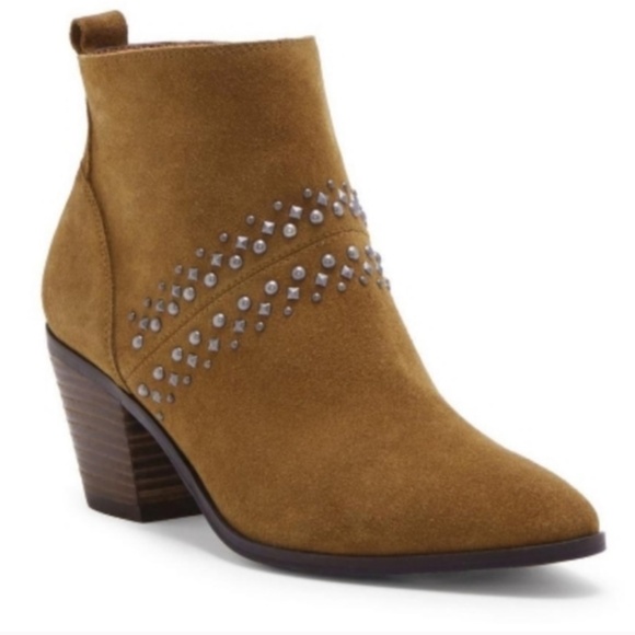 Lucky Brand Latinia Studded Bootie size 6.5  NEW - Picture 1 of 6